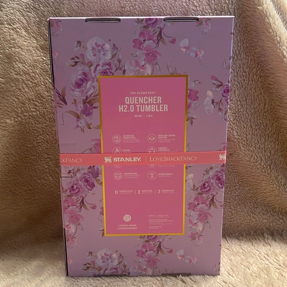 THE STANLEY X LOVESHACKFANCY
QUENCHER Happy Thoughts 40oz Tumbler - Picture 17 of 17